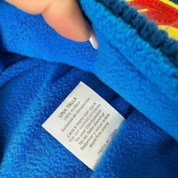 Superman Kids Beanie Hat With Braided Tassels winter fall warm - Picture 3 of 4